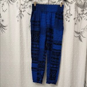 Derek Heart Blue and Black Patterned Pants